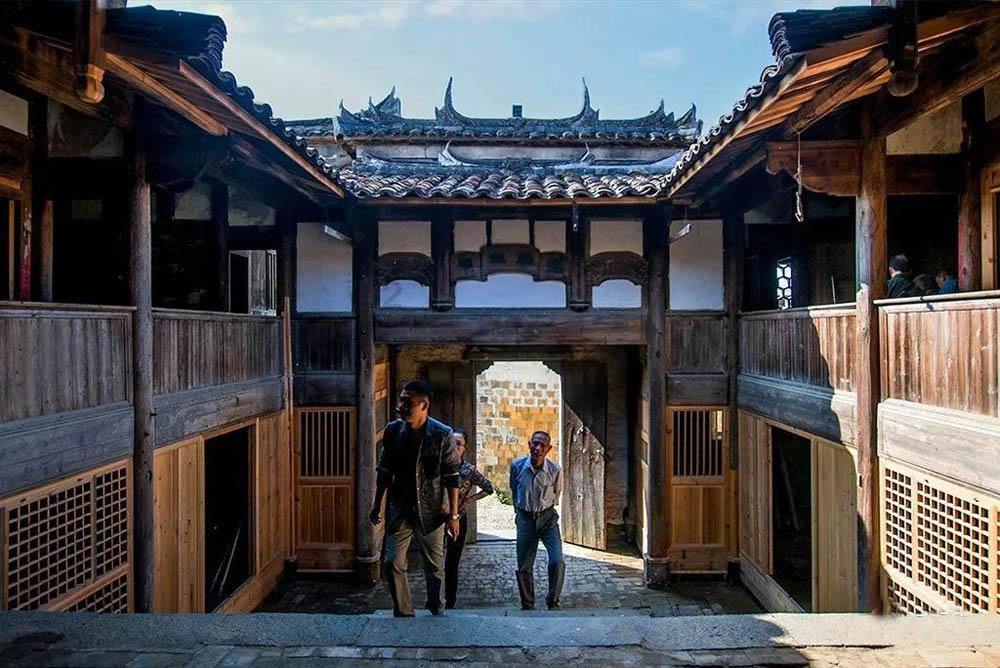 我为群众办实事丨新车购入不到半年问题不断 车主“崩溃” 求赔偿